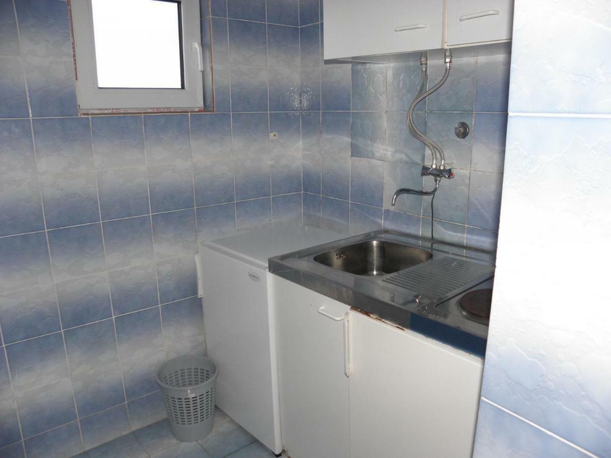 Apartments Fabijan - 50M From Sea Povljana Dış mekan fotoğraf